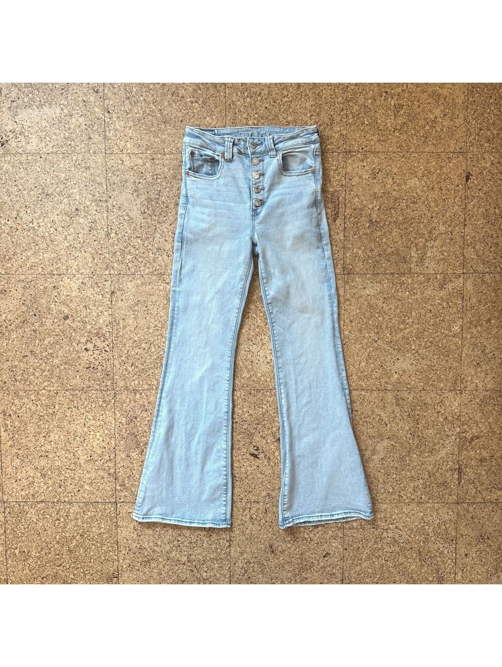 American Eagle Jeans Women's Size 6 W26 L30 Flare Light Wash NEXT LEVEL Stretch